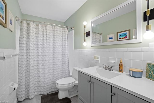 948 W Ferry Plantation RD, Virginia Beach, VA 23455