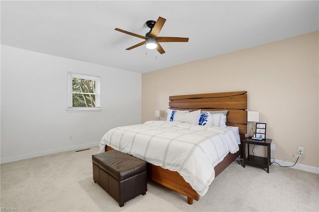 948 W Ferry Plantation RD, Virginia Beach, VA 23455