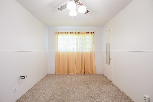 129 Cannon Street, Clute, TX 77531