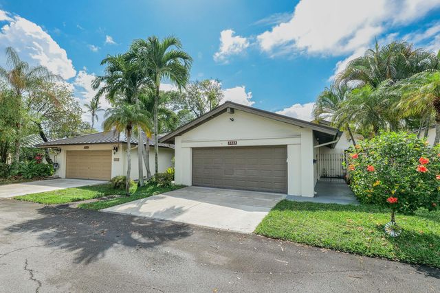 5533 Constant Spring Terrace 217, Lauderhill, FL 33319