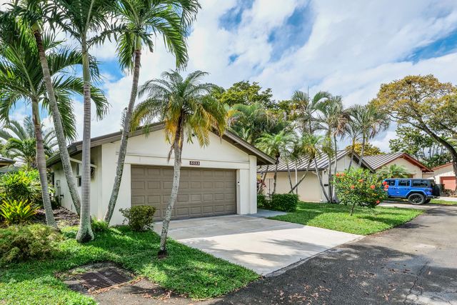 5533 Constant Spring Terrace 217, Lauderhill, FL 33319