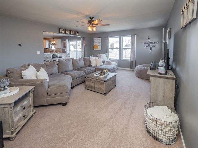 58800 Silvergrass Drive, Mattawan, MI 49071