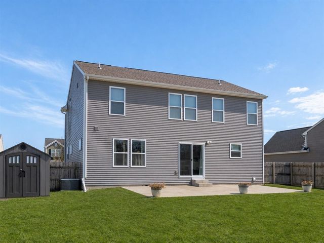 58800 Silvergrass Drive, Mattawan, MI 49071