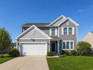 58800 Silvergrass Drive, Mattawan, MI 49071