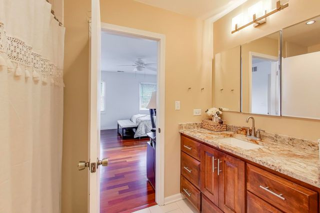 26 Brandywine Road, South Barrington, IL 60010