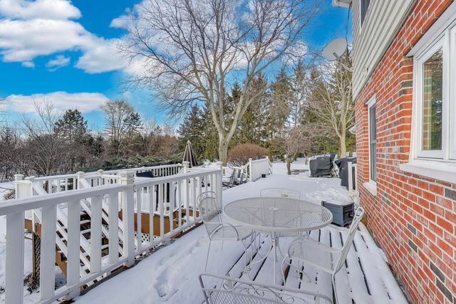 26 Brandywine Road, South Barrington, IL 60010