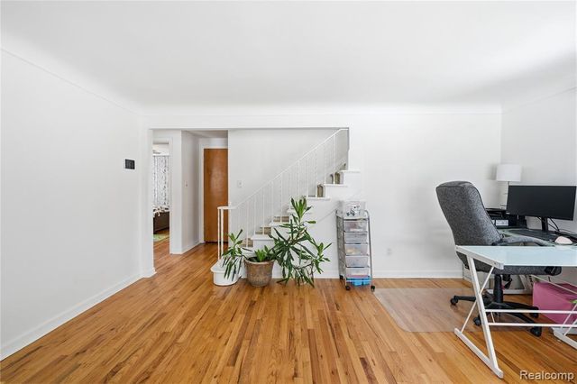 25913 Culver Street, Saint Clair Shores, MI 48081