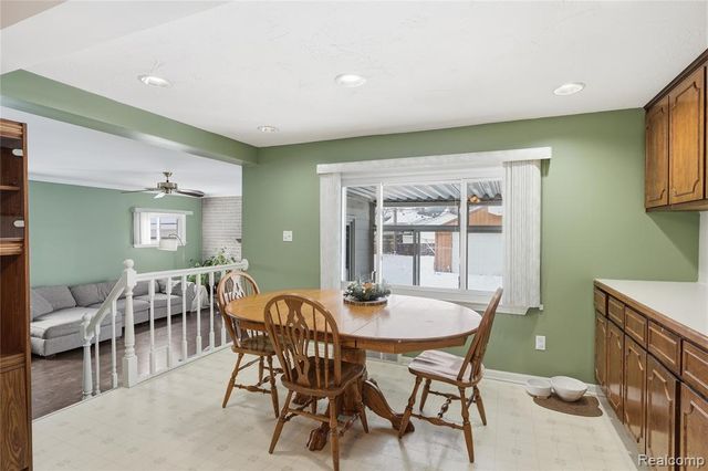 25913 Culver Street, Saint Clair Shores, MI 48081