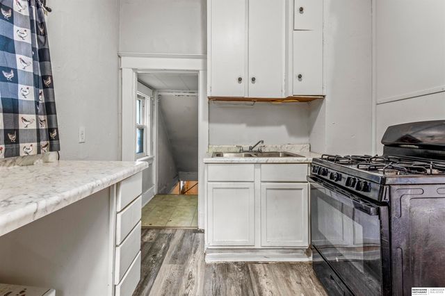 4215 Camden Avenue, Omaha, NE 68111