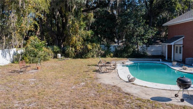 300 Dilworth Street, St Marys, GA 31558