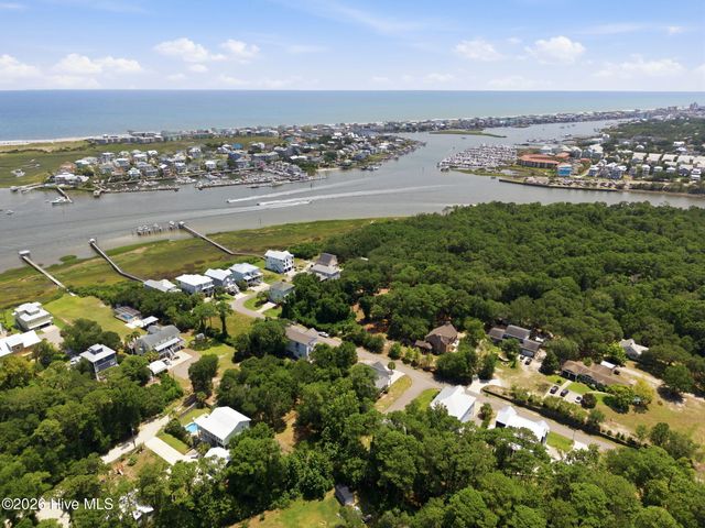1021 Saltspray Lane, Wilmington, NC 28409