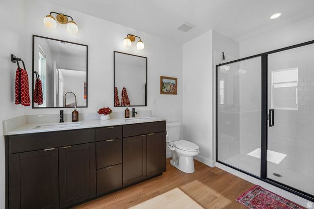 493 E ALICE WAY, Layton, UT 84041