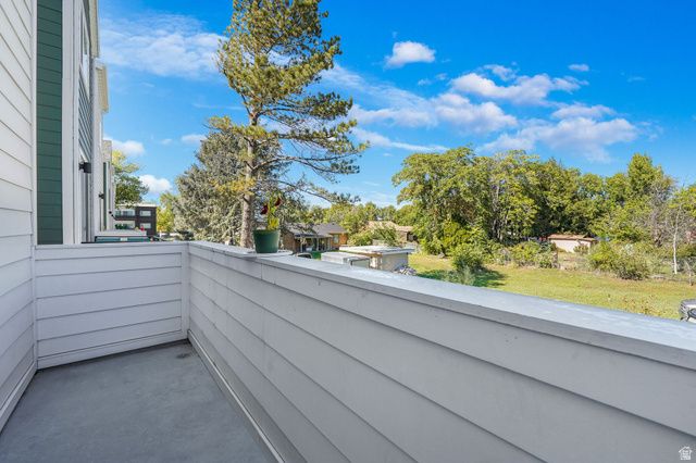 493 E ALICE WAY, Layton, UT 84041