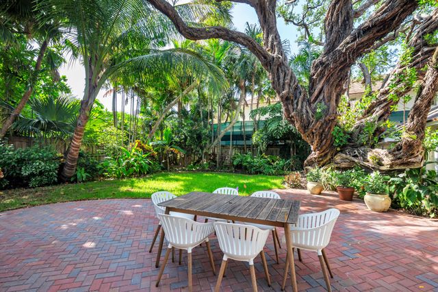 1161 N OCEAN Way, Palm Beach, FL 33480