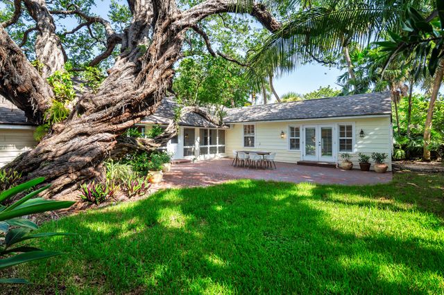 1161 N OCEAN Way, Palm Beach, FL 33480