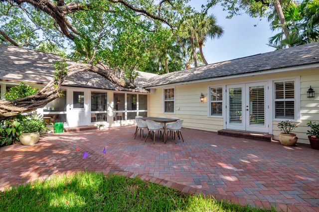 1161 N OCEAN Way, Palm Beach, FL 33480