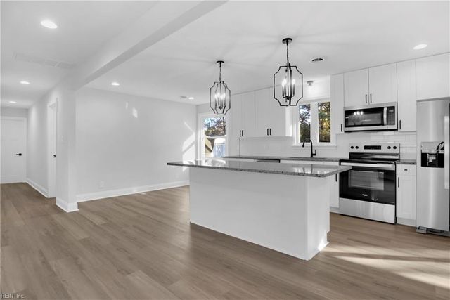 2619 Riddick DR, Suffolk, VA 23434