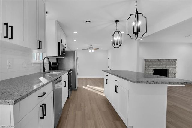 2619 Riddick DR, Suffolk, VA 23434