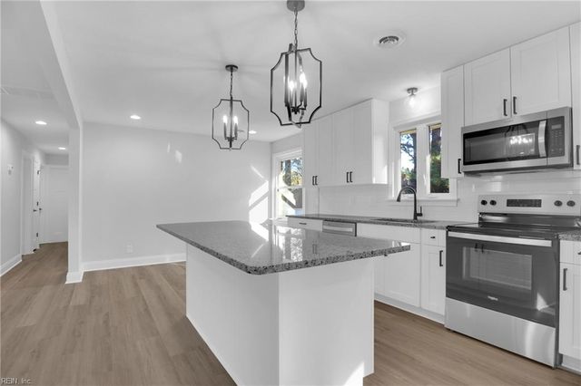 2619 Riddick DR, Suffolk, VA 23434