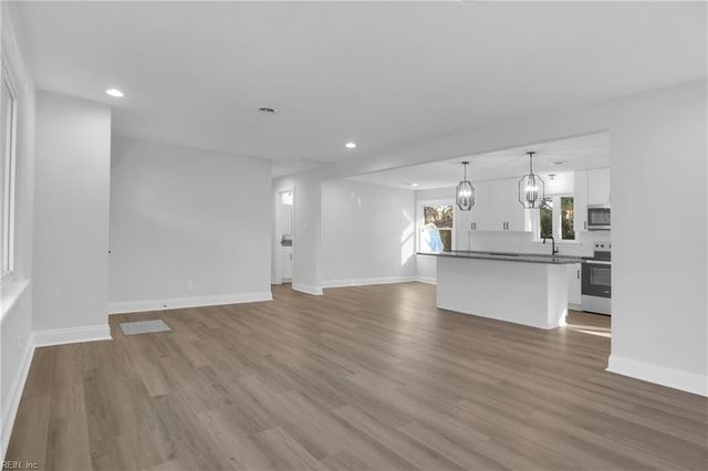 2619 Riddick DR, Suffolk, VA 23434