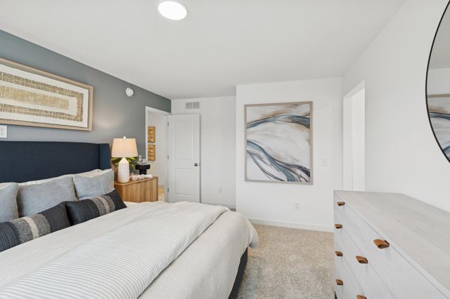 11011 203rd Street W, Lakeville, MN 55044