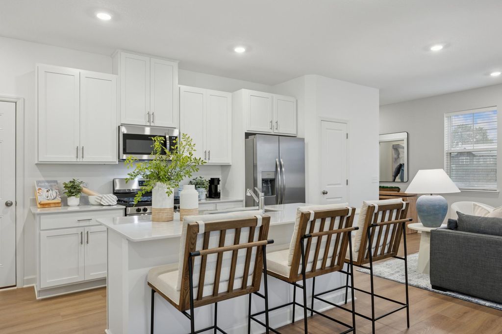 11011 203rd Street W, Lakeville, MN 55044