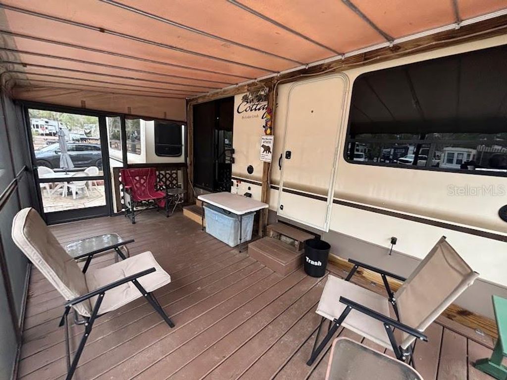 Image 13 of property listing at 14432 252ND COURT ROAD NE 140, Fort Mc Coy, FL 32134