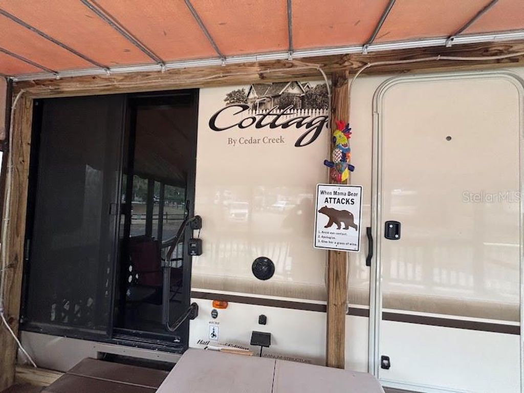 Image 14 of property listing at 14432 252ND COURT ROAD NE 140, Fort Mc Coy, FL 32134