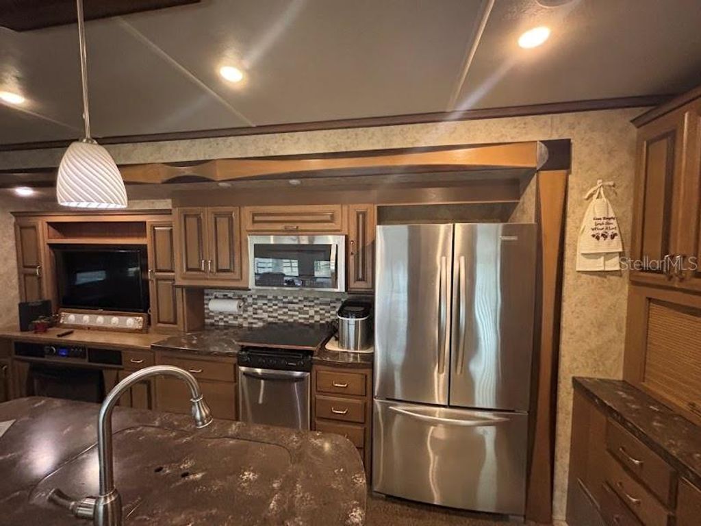 Image 16 of property listing at 14432 252ND COURT ROAD NE 140, Fort Mc Coy, FL 32134