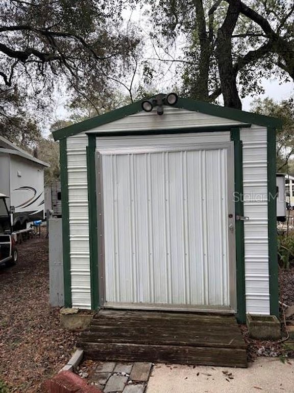 Image 4 of property listing at 14432 252ND COURT ROAD NE 140, Fort Mc Coy, FL 32134