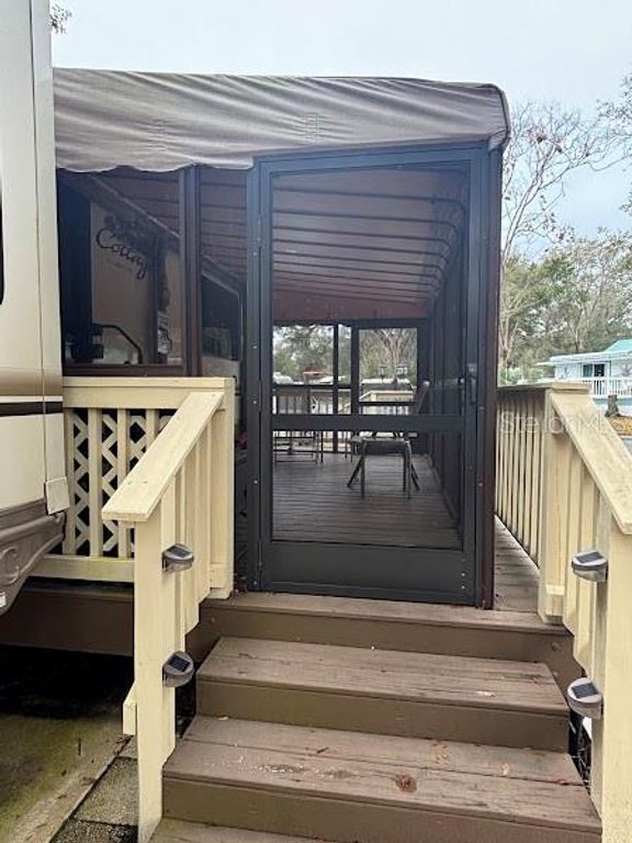 Image 6 of property listing at 14432 252ND COURT ROAD NE 140, Fort Mc Coy, FL 32134