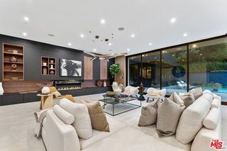 9031 Alto Cedro Drive, Beverly Hills, CA 90210