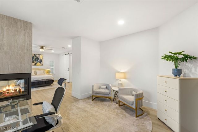 712 Proud Eagle Lane, Las Vegas, NV 89144