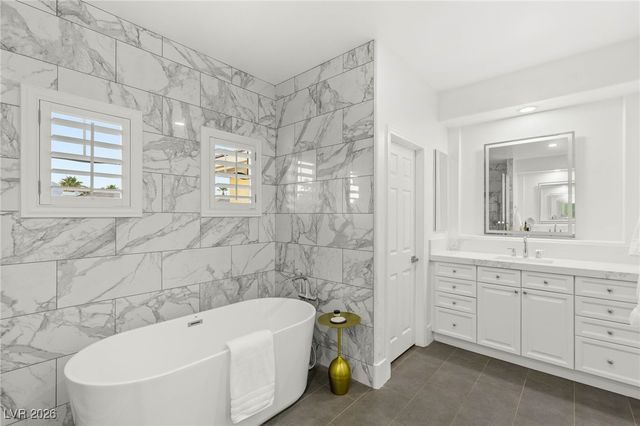 712 Proud Eagle Lane, Las Vegas, NV 89144