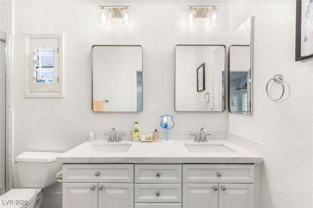 712 Proud Eagle Lane, Las Vegas, NV 89144