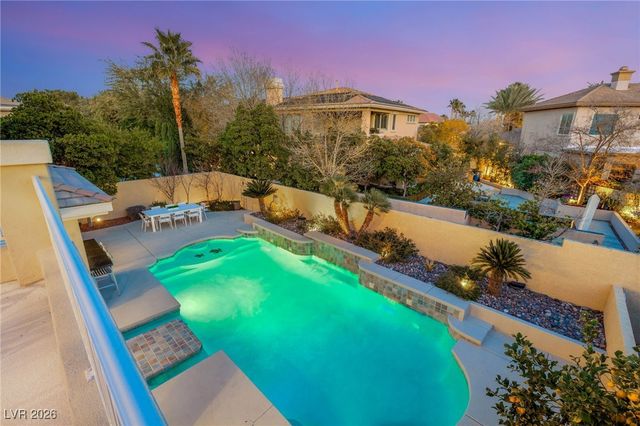 712 Proud Eagle Lane, Las Vegas, NV 89144