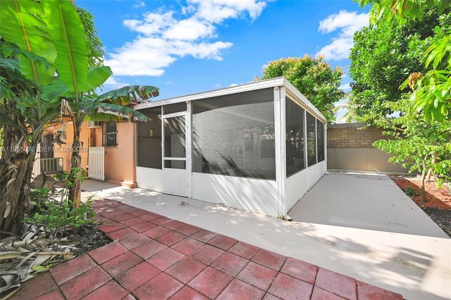 14837 SW 60th St, Miami, FL 33193