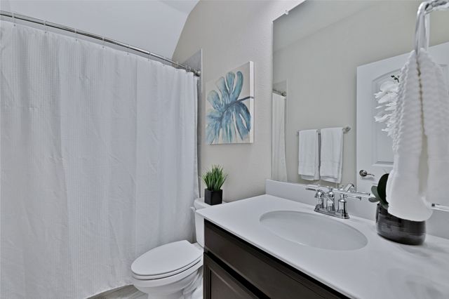 813 Sweeping Butte Drive, Fort Worth, TX 76052