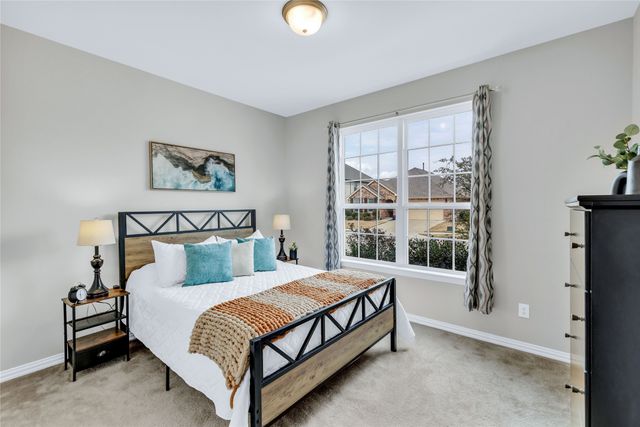 813 Sweeping Butte Drive, Fort Worth, TX 76052