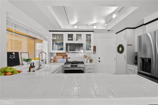 22637 Copper Hill 90, Saugus, CA 91350