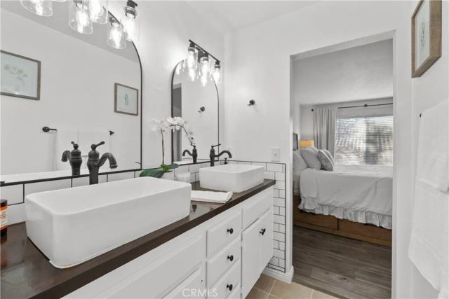 22637 Copper Hill 90, Saugus, CA 91350