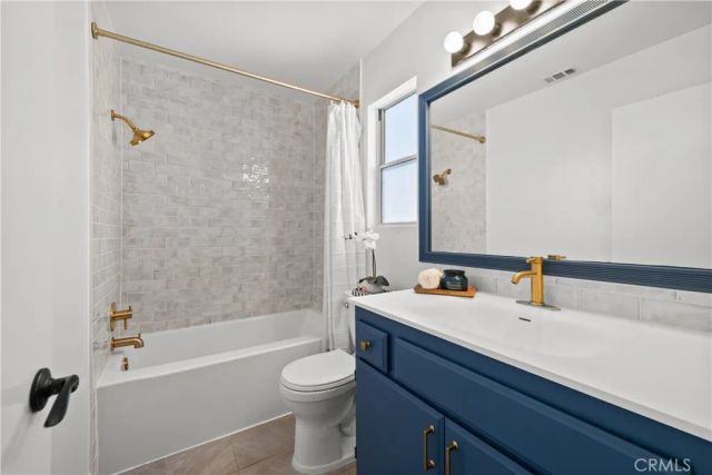 22637 Copper Hill 90, Saugus, CA 91350