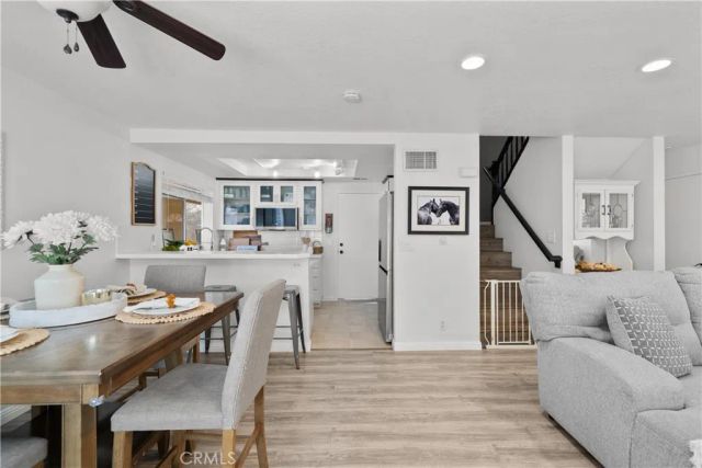 22637 Copper Hill 90, Saugus, CA 91350