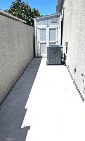1124 W Woodcrest Avenue, Fullerton, CA 92833