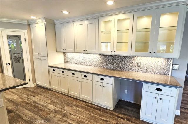 1124 W Woodcrest Avenue, Fullerton, CA 92833