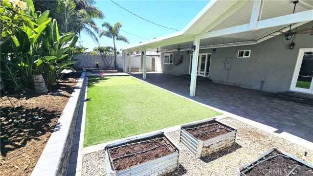1124 W Woodcrest Avenue, Fullerton, CA 92833