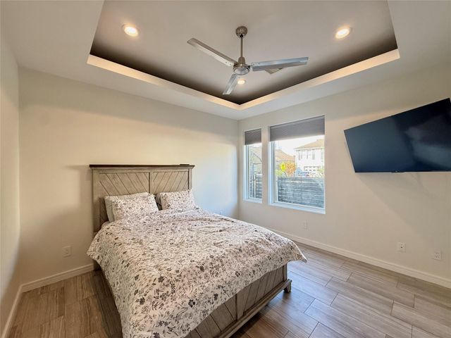 707 W Clay Street, Houston, TX 77019