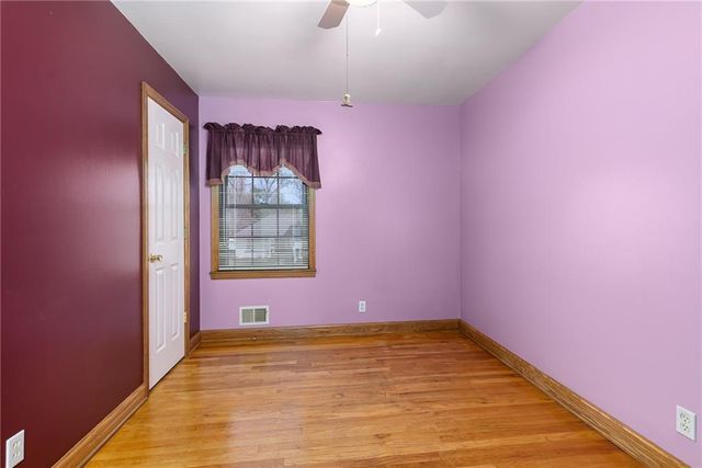 5208 N Wayne Avenue, Kansas City, MO 64118