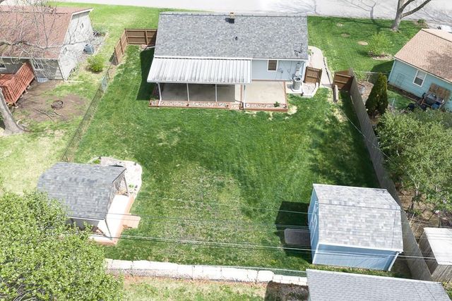 5208 N Wayne Avenue, Kansas City, MO 64118