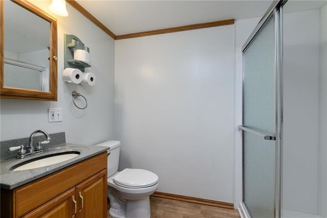 5208 N Wayne Avenue, Kansas City, MO 64118